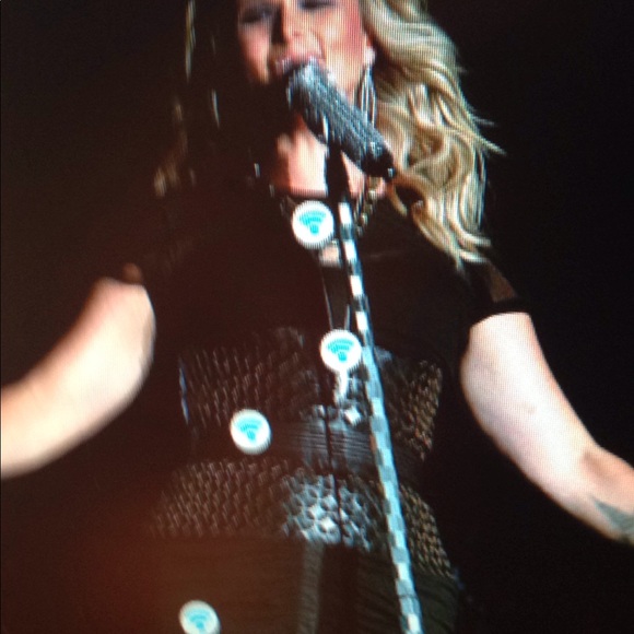 ADIA KIBIR HORN NECKLACE IN MINT CONDITION! - Picture 7 of 7